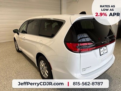 2027 Chrysler Pacifica PACIFICA SELECT
