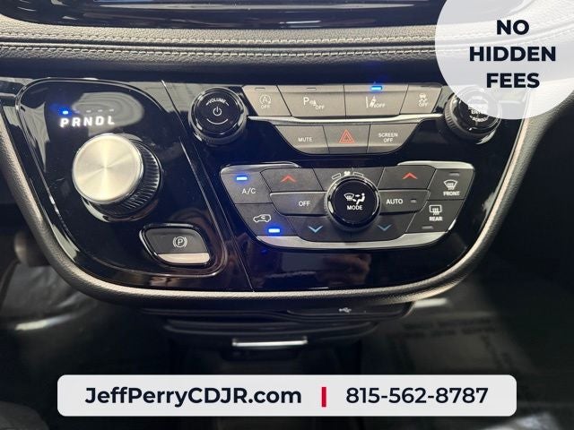 2027 Chrysler Pacifica PACIFICA SELECT