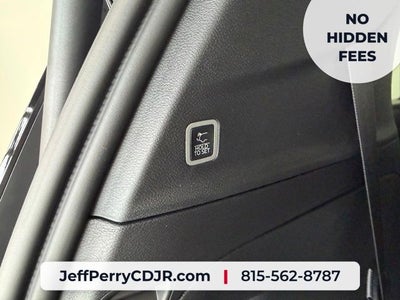 2027 Chrysler Pacifica PACIFICA SELECT