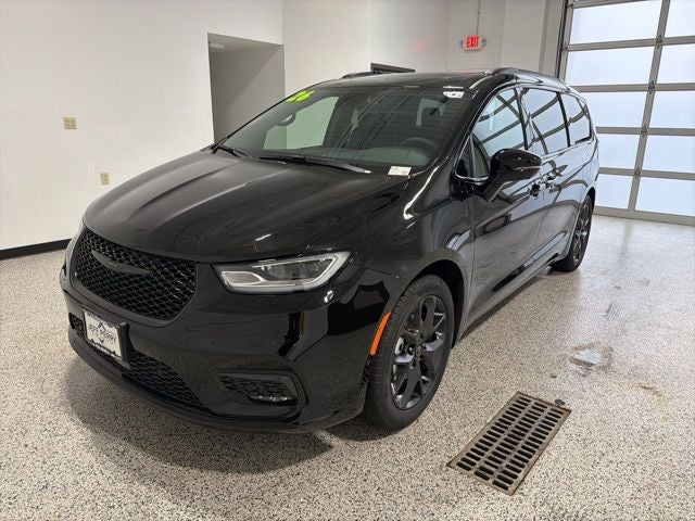 2026 Chrysler Pacifica PACIFICA LIMITED