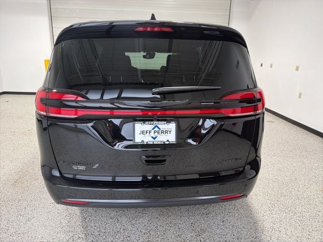 2026 Chrysler Pacifica PACIFICA LIMITED