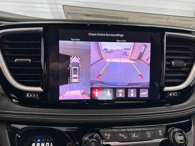 2025 Chrysler Pacifica PACIFICA SELECT AWD