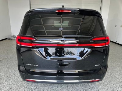 2025 Chrysler Pacifica PACIFICA SELECT AWD