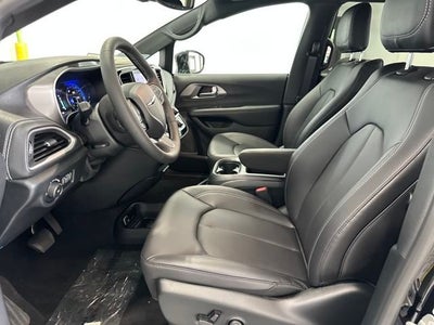 2025 Chrysler Pacifica PACIFICA SELECT AWD
