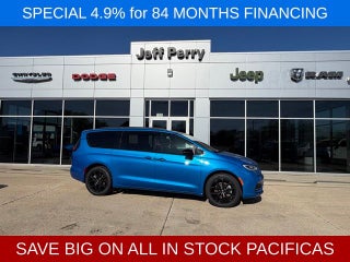 2026 Chrysler Pacifica PACIFICA SELECT AWD