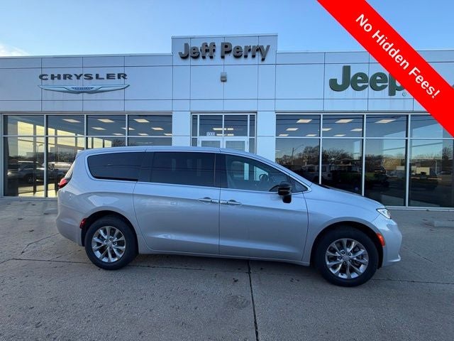 2026 Chrysler Pacifica PACIFICA SELECT AWD