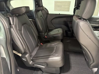 2026 Chrysler Pacifica PACIFICA SELECT AWD