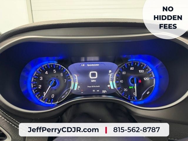 2027 Chrysler Pacifica PACIFICA SELECT AWD