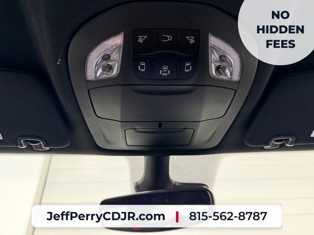 2027 Chrysler Pacifica PACIFICA SELECT AWD