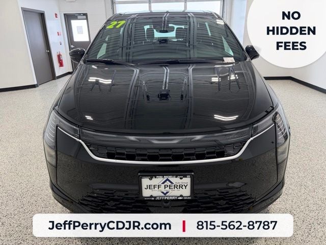 2027 Chrysler Pacifica PACIFICA SELECT AWD