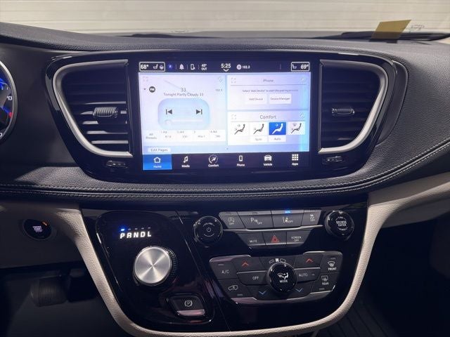 2023 Chrysler Pacifica Touring L AWD