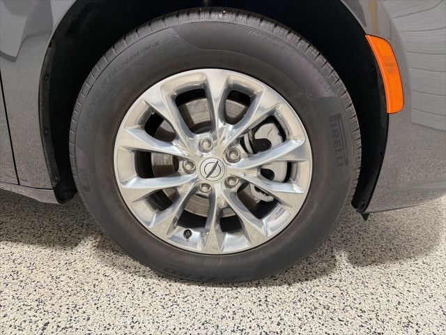 2023 Chrysler Pacifica Touring L AWD