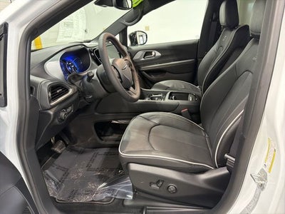2026 Chrysler Pacifica PACIFICA LIMITED AWD