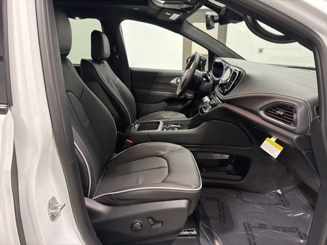 2026 Chrysler Pacifica PACIFICA LIMITED AWD