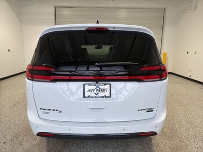 2026 Chrysler Pacifica PACIFICA LIMITED AWD