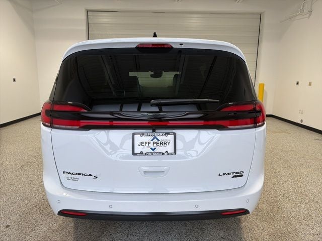 2026 Chrysler Pacifica PACIFICA LIMITED AWD