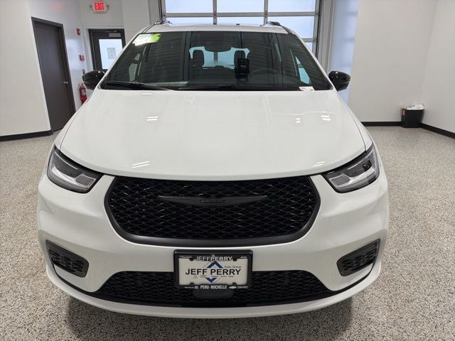 2026 Chrysler Pacifica PACIFICA LIMITED AWD