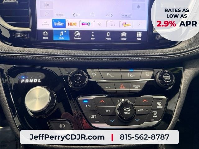 2027 Chrysler Pacifica PACIFICA LIMITED AWD