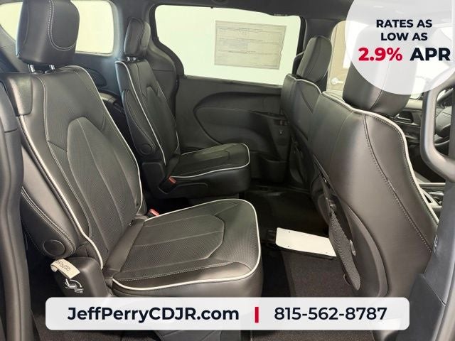 2027 Chrysler Pacifica PACIFICA LIMITED AWD