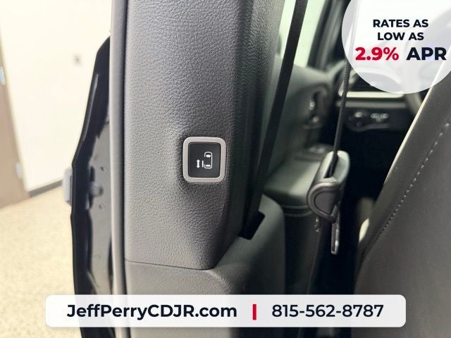 2027 Chrysler Pacifica PACIFICA LIMITED AWD