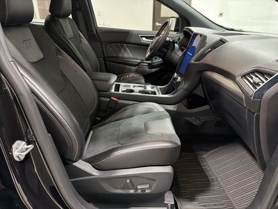 2022 Ford Edge ST