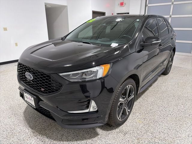 2022 Ford Edge ST