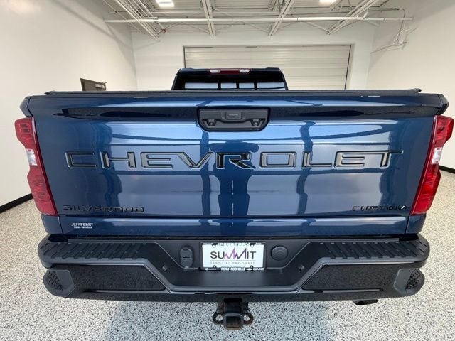 2022 Chevrolet Silverado 2500HD 4WD Crew Cab Standard Bed Custom