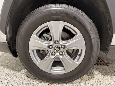 2022 Toyota RAV4 XLE