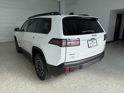 2026 Jeep Cherokee CHEROKEE LAREDO 4X4