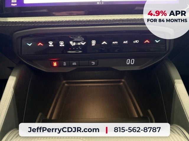 2026 Jeep Cherokee CHEROKEE LAREDO 4X4