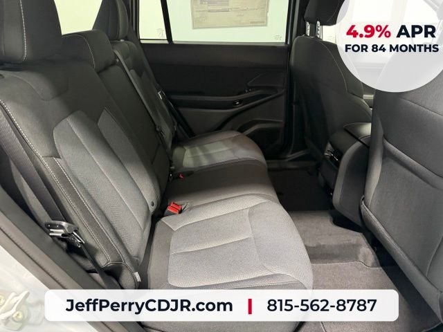 2026 Jeep Cherokee CHEROKEE LAREDO 4X4