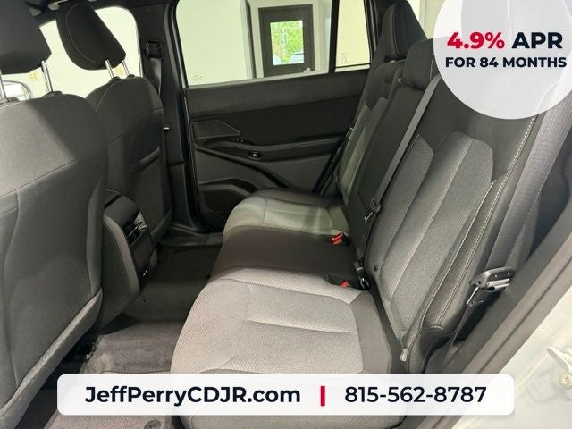 2026 Jeep Cherokee CHEROKEE LAREDO 4X4