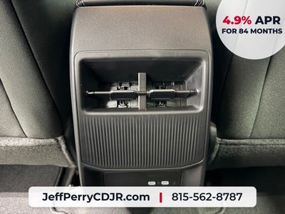 2026 Jeep Cherokee CHEROKEE LAREDO 4X4