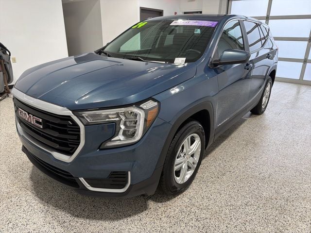 2024 GMC Terrain AWD SLE