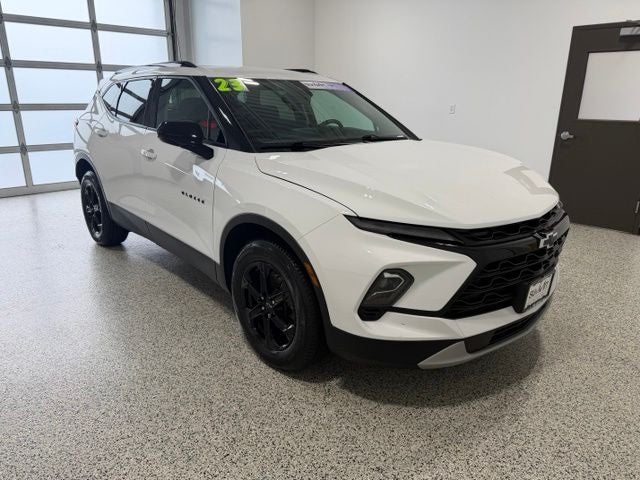 2023 Chevrolet Blazer AWD 2LT