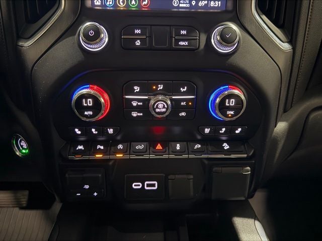 2021 GMC Sierra 1500 4WD Crew Cab Short Box AT4