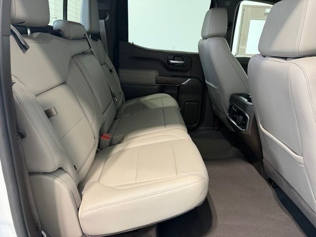 2021 GMC Sierra 1500 4WD Crew Cab Short Box SLT