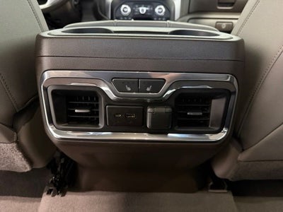 2021 GMC Sierra 1500 4WD Crew Cab Short Box SLT