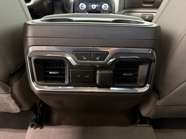 2021 GMC Sierra 1500 4WD Crew Cab Short Box SLT