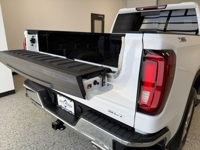 2021 GMC Sierra 1500 4WD Crew Cab Short Box SLT