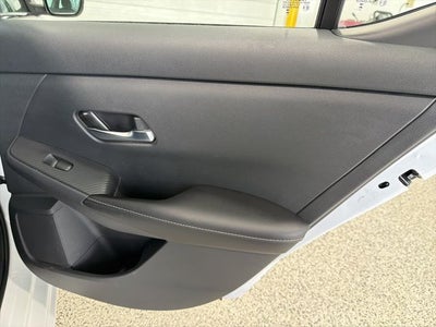 2022 Nissan Sentra S Xtronic CVT