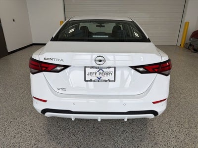 2022 Nissan Sentra S Xtronic CVT
