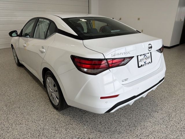 2022 Nissan Sentra S Xtronic CVT