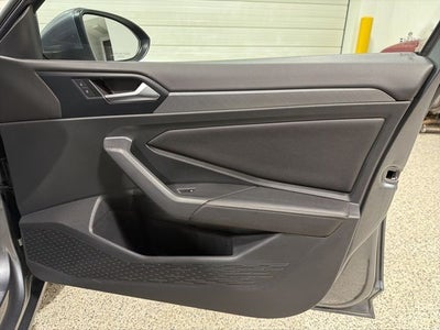 2023 Volkswagen Jetta 1.5T SE