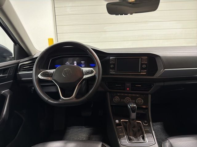 2023 Volkswagen Jetta 1.5T SE