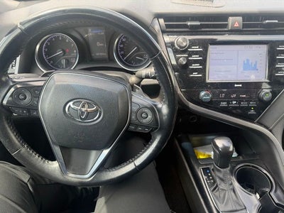 2020 Toyota Camry SE