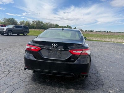 2020 Toyota Camry SE