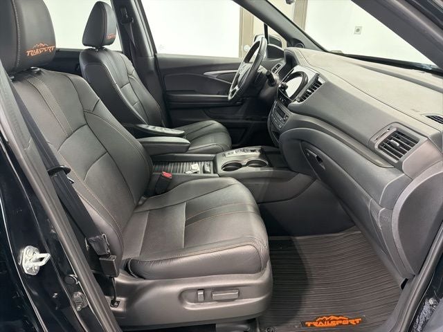 2023 Honda Passport AWD TrailSport