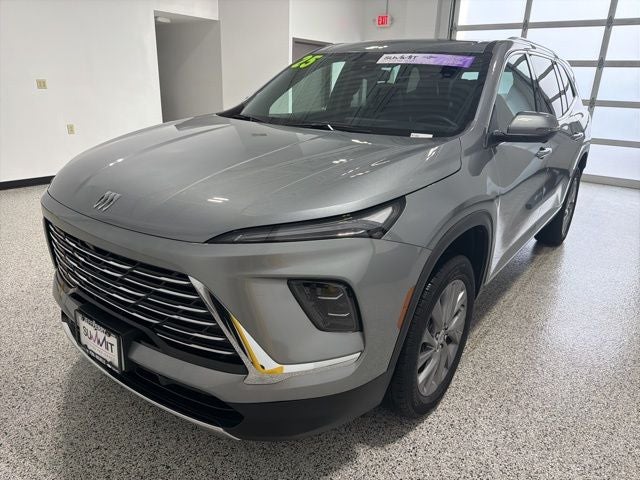 2025 Buick Enclave Preferred FWD