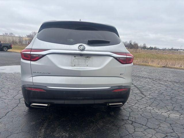 2020 Buick Enclave Essence